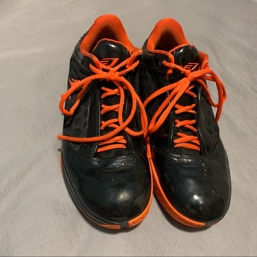 Excellent condition basketball shoes